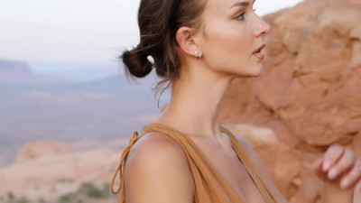 Rachel Cook - Alone in the Desert