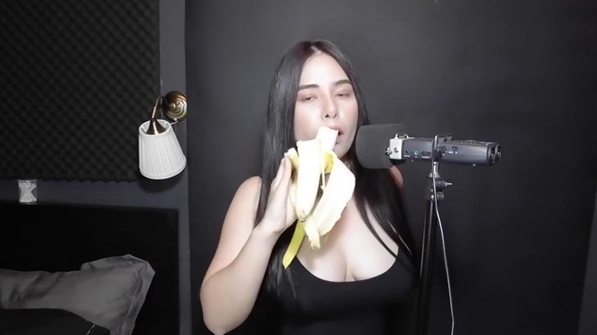 ASMR Wan - Banana and me - Fullthot