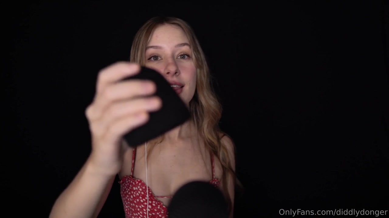 Diddly ASMR - 7 December 2023 - Handjob and Kisses - Fullthot